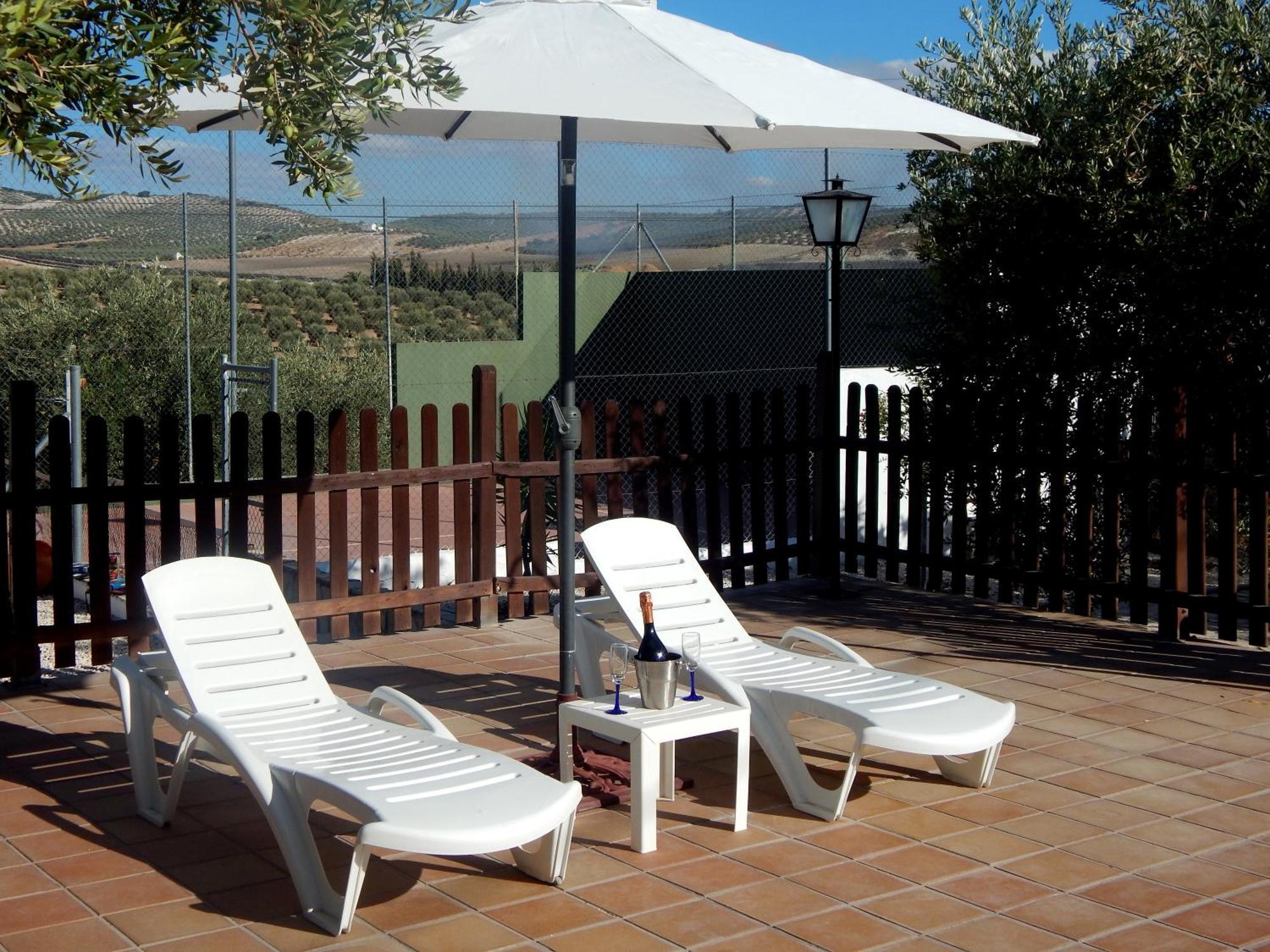 Villa Maria - Pista De Padel Y Piscina Baena Exteriér fotografie